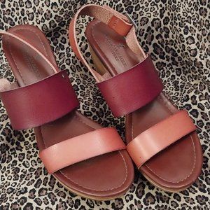 2721 Size 8.5 American Eagle Leather Platform Sandals